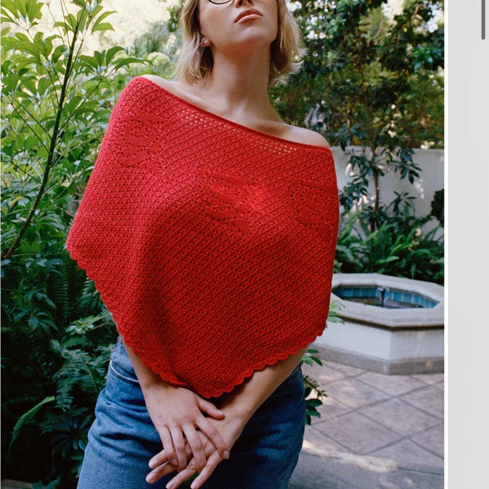 Frankis Bikinis red sophie crochet poncho L/XL